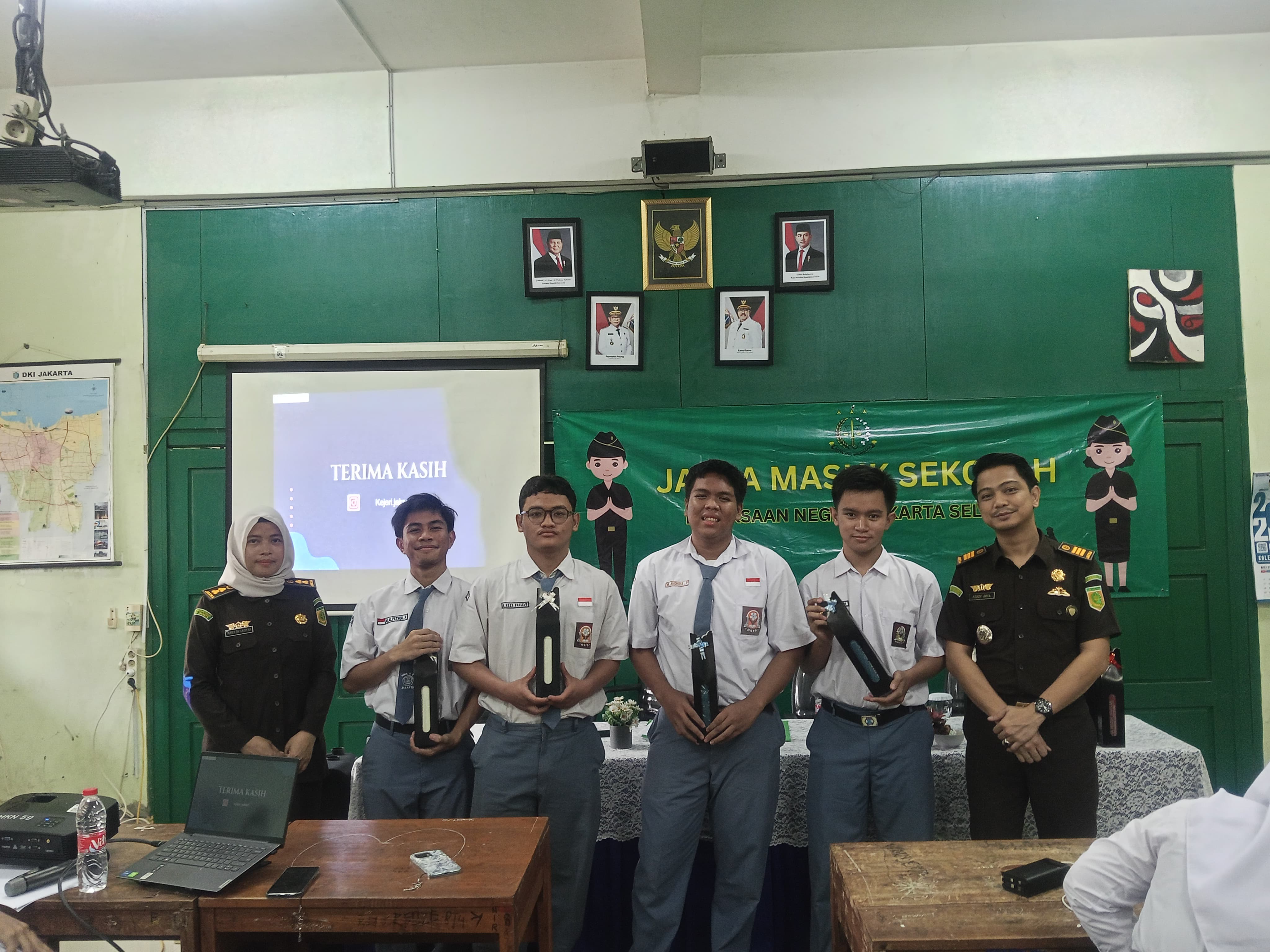 Gedung Sekolah SMA 3 SUBANG